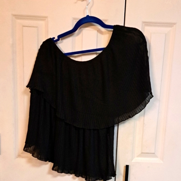 Soprano Tops - Soprano Black Off-Shoulder Layered Top